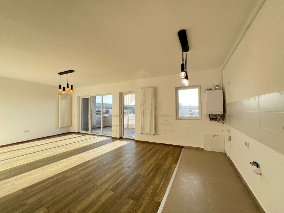 Pentrhouse Finisat, 3 camere 81 mp, graj, 45mp. terasa, Buna ZIua