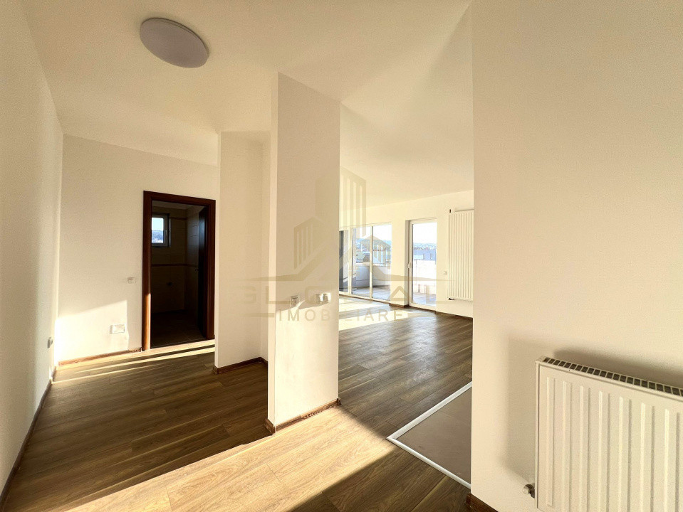 Pentrhouse Finisat, 3 camere 81 mp, graj, 45mp. terasa, Buna ZIua