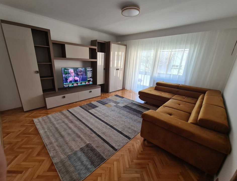 3 camere ,decomandat, 70 mp,  balcon zona str.Aleea Barsei, Marasti
