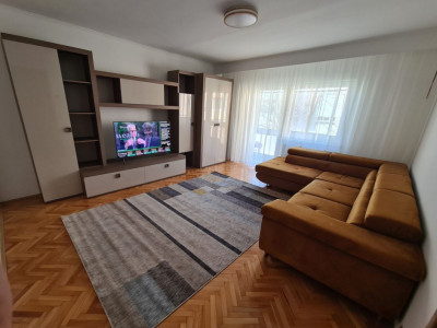 3 camere ,decomandat, 70 mp,  balcon zona str.Aleea Barsei, Marasti