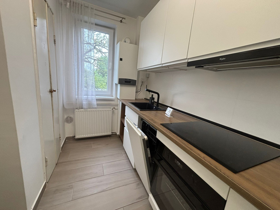 3 camere ,decomandat, 62 mp,  terasa, zona str.Aleea Baita, Gheorgheni