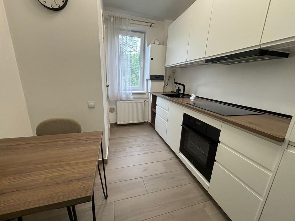 3 camere ,decomandat, 62 mp,  terasa, zona str.Aleea Baita, Gheorgheni