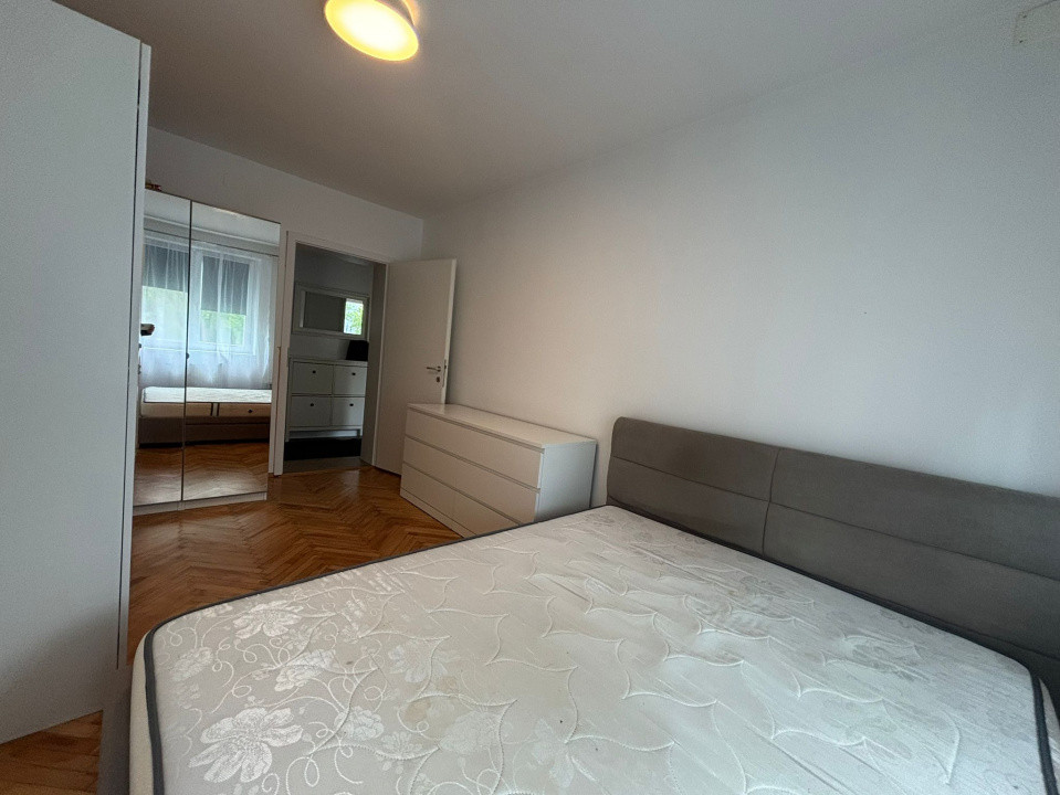 3 camere ,decomandat, 62 mp,  terasa, zona str.Aleea Baita, Gheorgheni
