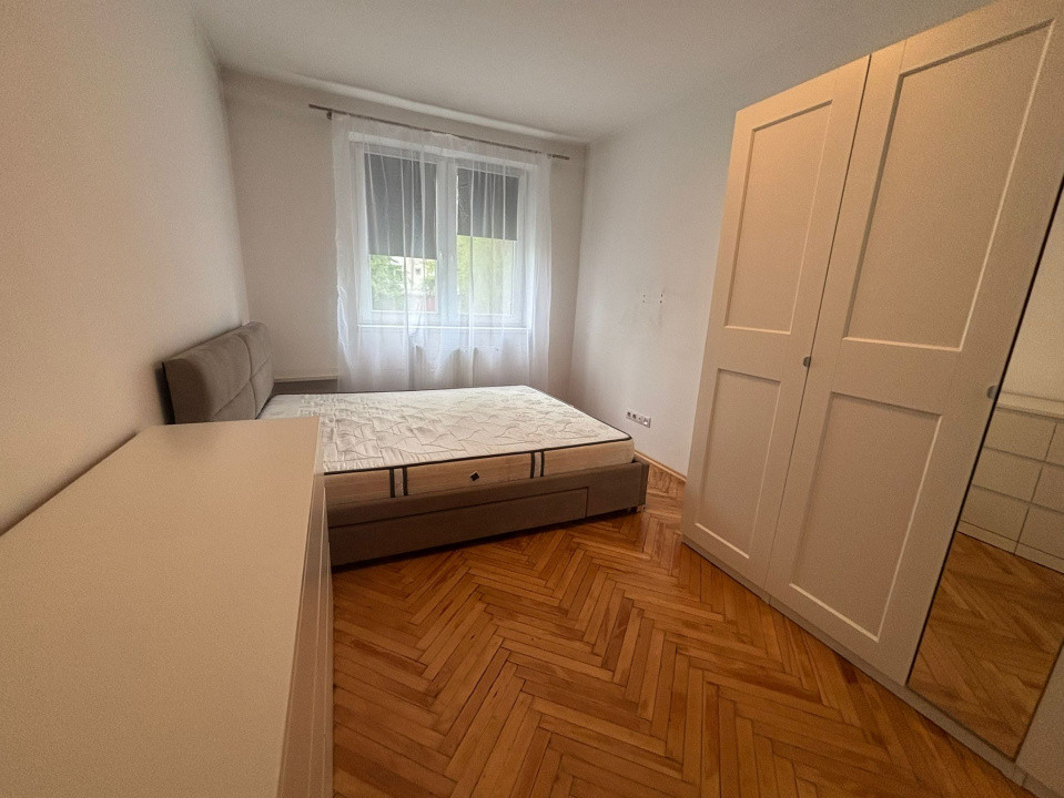 3 camere ,decomandat, 62 mp,  terasa, zona str.Aleea Baita, Gheorgheni