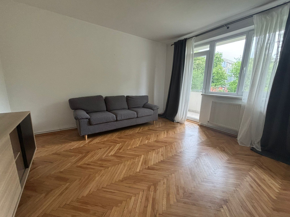 3 camere ,decomandat, 62 mp,  terasa, zona str.Aleea Baita, Gheorgheni