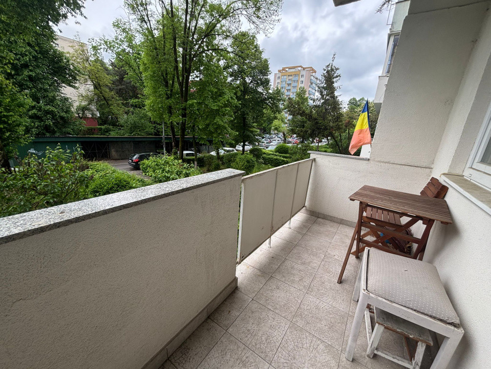 3 camere ,decomandat, 62 mp,  terasa, zona str.Aleea Baita, Gheorgheni