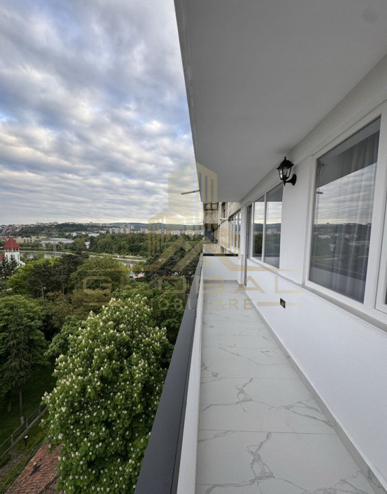 3 camere Lux, TOtul Nou, 73 mp,  terasa, Hotel River Park, Grigorescu