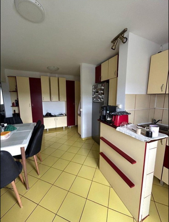 2 camere ,decomandat, 53 mp,  terasa, zona str.Tasnad, Manastur