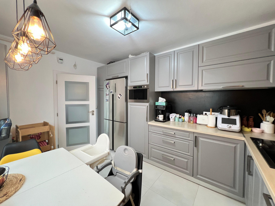 3 camere LUX, Lift, 74 mp, terasa, parcare+boxa, Buna ZIua Zona Elf