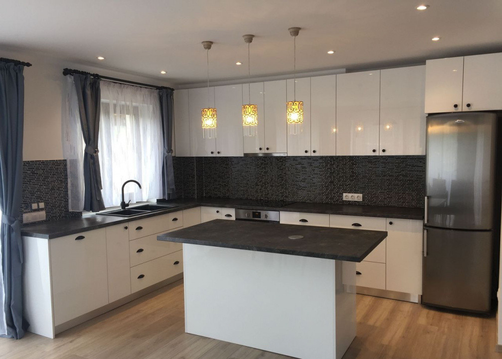 4 camere, duplex, 135 mp, curte, zona str.Colonia Borhanci, Borhanci