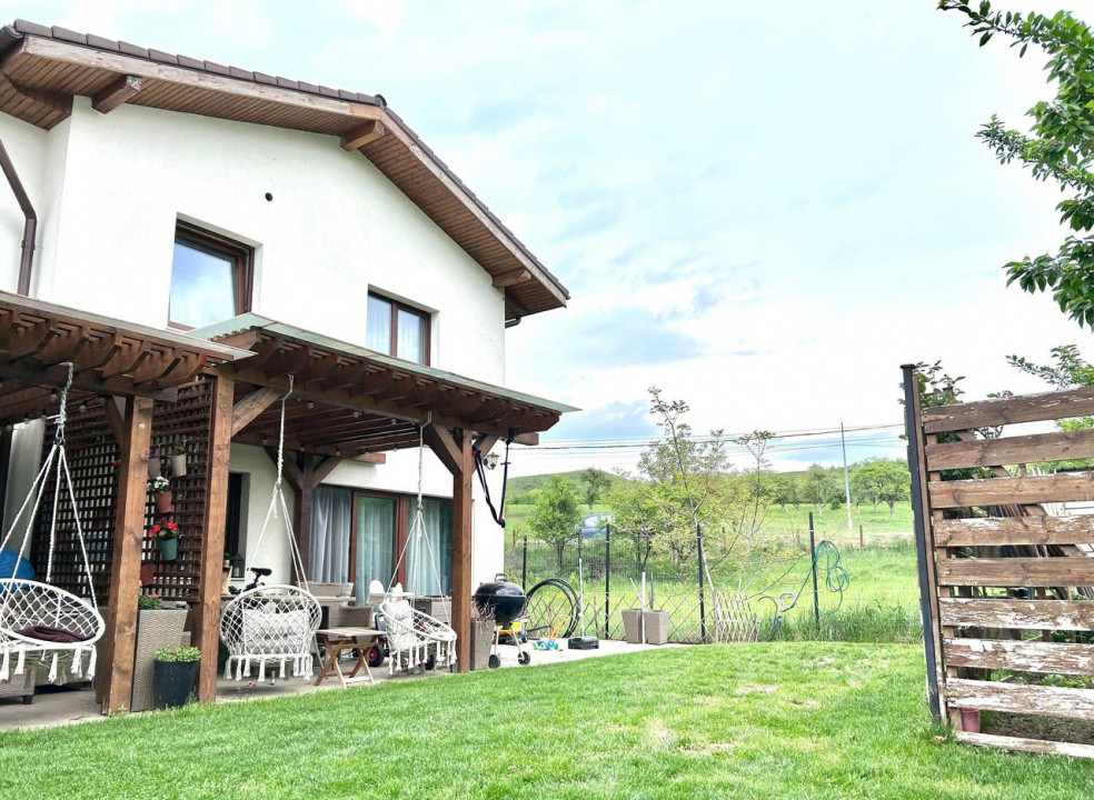 4 camere, duplex, 135 mp, curte, zona str.Colonia Borhanci, Borhanci