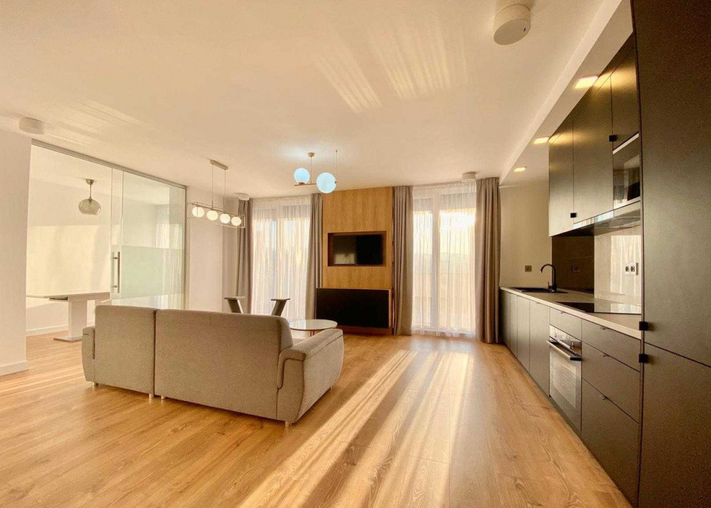 5 camere, LUX, 92 mp,  terasa 44 mp,str.Septimiu Albini, Gheorgheni