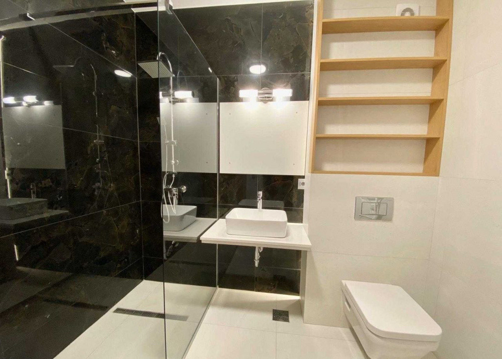 5 camere, LUX, 92 mp,  terasa 44 mp,str.Septimiu Albini, Gheorgheni