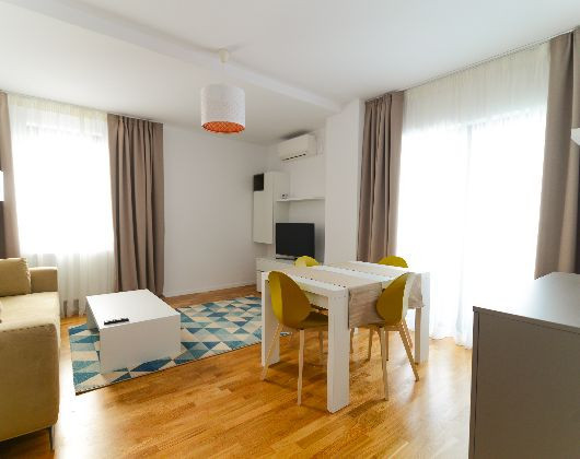 3 camere 75 mp parcare zona Iulius Mall Park Lake