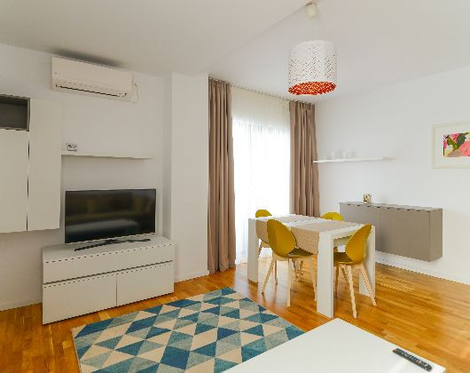 3 camere 75 mp parcare zona Iulius Mall Park Lake