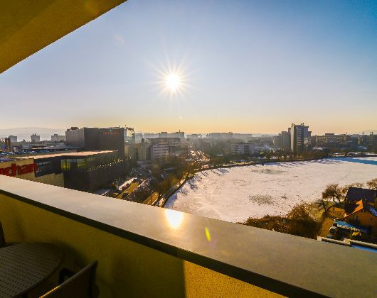 3 camere 75 mp parcare zona Iulius Mall Park Lake