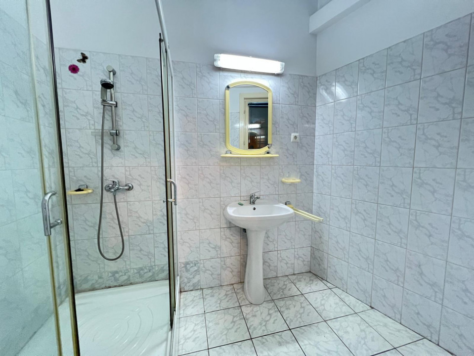 Apartament 2 camere, 50 mp. IMOBIL NOU, Str.Traian, Centru 