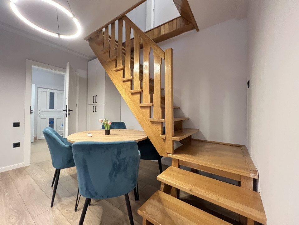 3 camere , 95 mp, Lux, 2 Nivele, parcare, terasa, str.Decebal, Centru