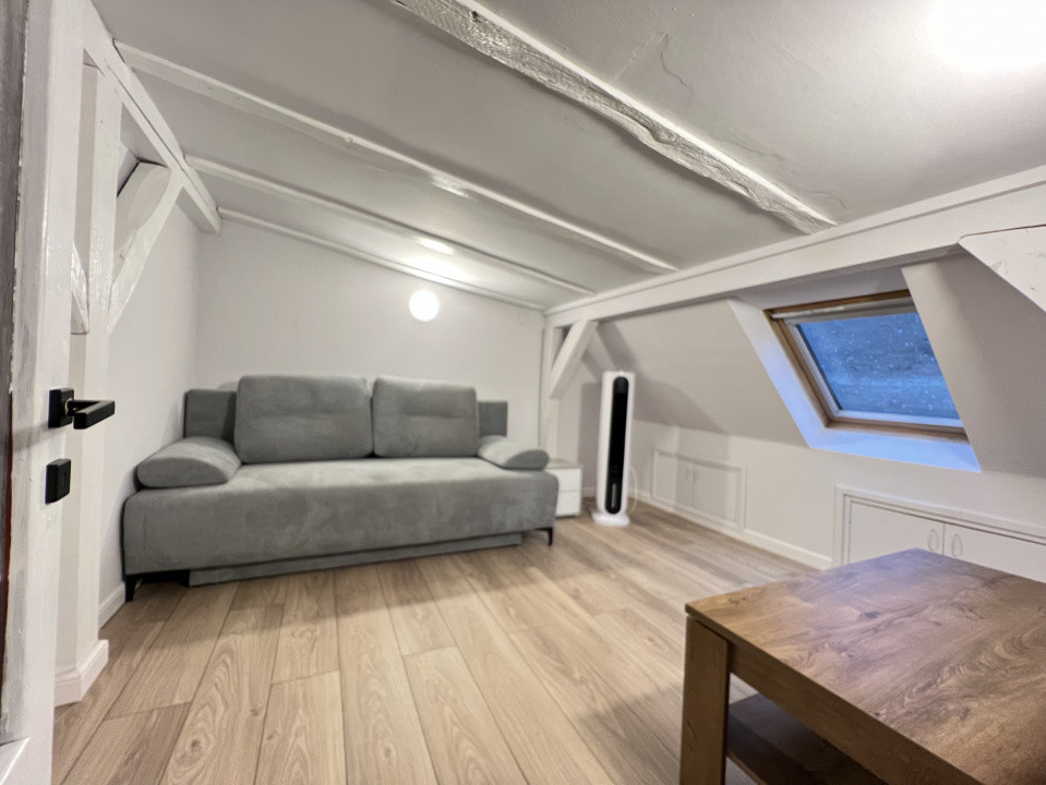 3 camere , 95 mp, Lux, 2 Nivele, parcare, terasa, str.Decebal, Centru