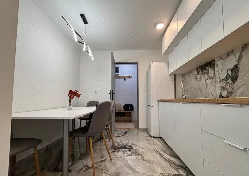 3 camere, LUX,decomandat, 72 mp,  balcon, parcare, zona str. Dambovitei, Marasti