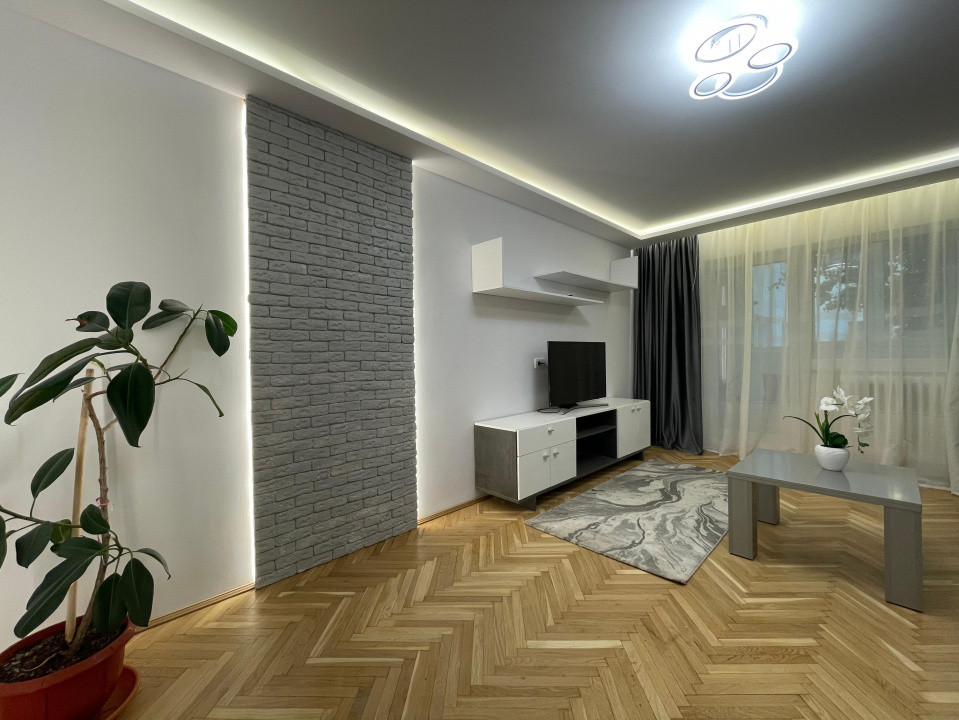 3 camere, LUX,decomandat, 72 mp,  balcon, parcare, zona str. Dambovitei, Marasti