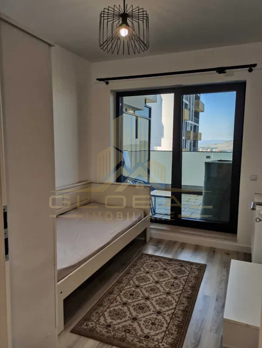 3 camere, decomandat, 55 mp, parcare, terasa, zona str.Frunzisului, 