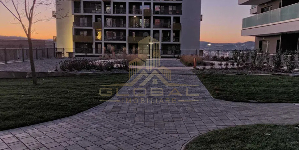 3 camere, decomandat, 55 mp, parcare, terasa, zona str.Frunzisului, 