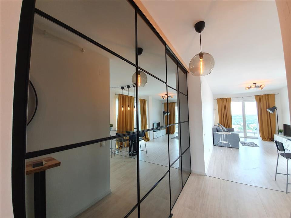 3 camere, 72 mp, parcare, terasa, zona str.Buna Ziua