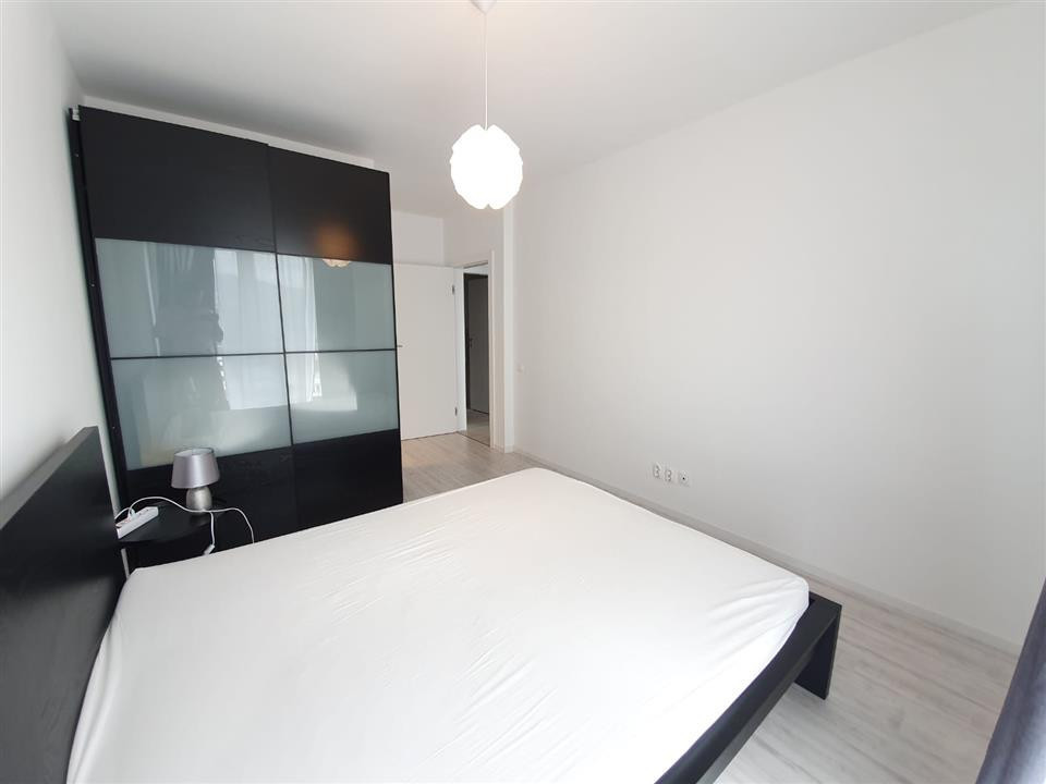 3 camere, 72 mp, parcare, terasa, zona str.Buna Ziua