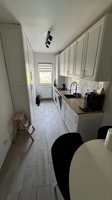 4 camere ,89 mp,  parcare + boxa, terasa, zona Buna-Ziua