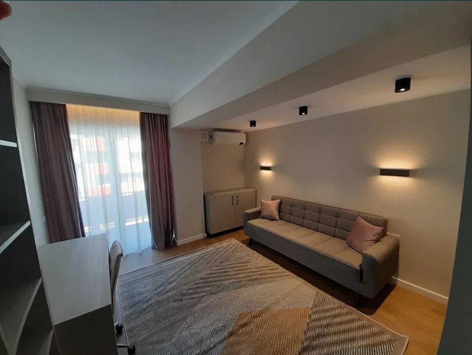 Proprietar inchiriez penthouse lux, 3 camere, in Bonjour Residence