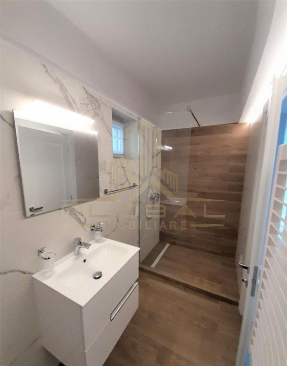  3 camere , 150 mp, 2 parcare, terasa, zona Buna Ziua