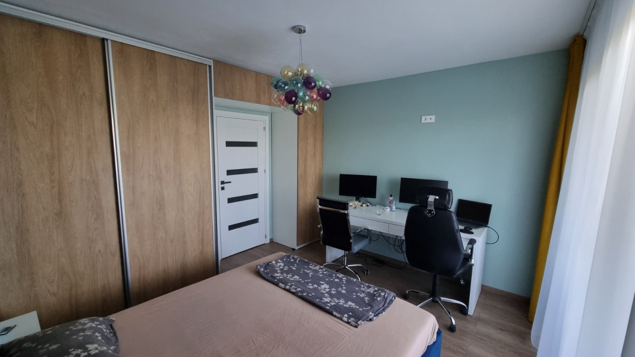 3 camere , LUX, 74 mp, 10 mp terasa, parcare,  zona Sopor