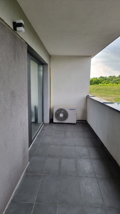 3 camere , LUX, 74 mp, 10 mp terasa, parcare,  zona Sopor