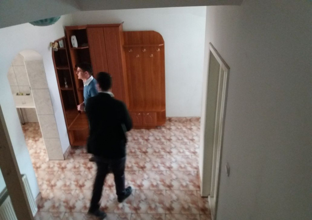 6 camere, vila birouri, 240 mp, 3 bai, 3 balcoane, parcare, zona Gheorgheni