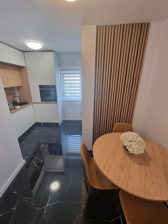 3 camere ,decomandat, 78 mp, 8 mp terasa, zona str.Iugoslaviei, Gheorgheni