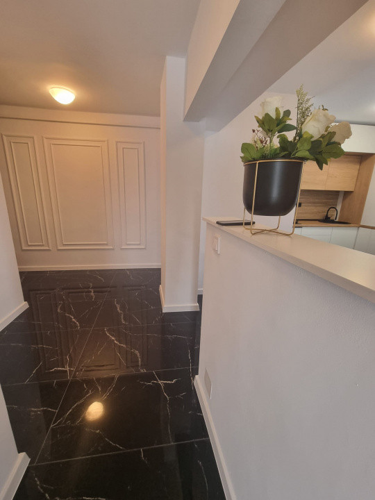 3 camere ,decomandat, 78 mp, 8 mp terasa, zona str.Iugoslaviei, Gheorgheni