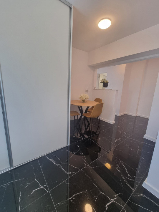 3 camere ,decomandat, 78 mp, 8 mp terasa, zona str.Iugoslaviei, Gheorgheni
