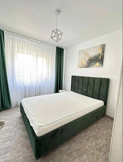 4 camere, 80 mp,  parcare , terasa ,Marasti , zona str. Dambovbitei