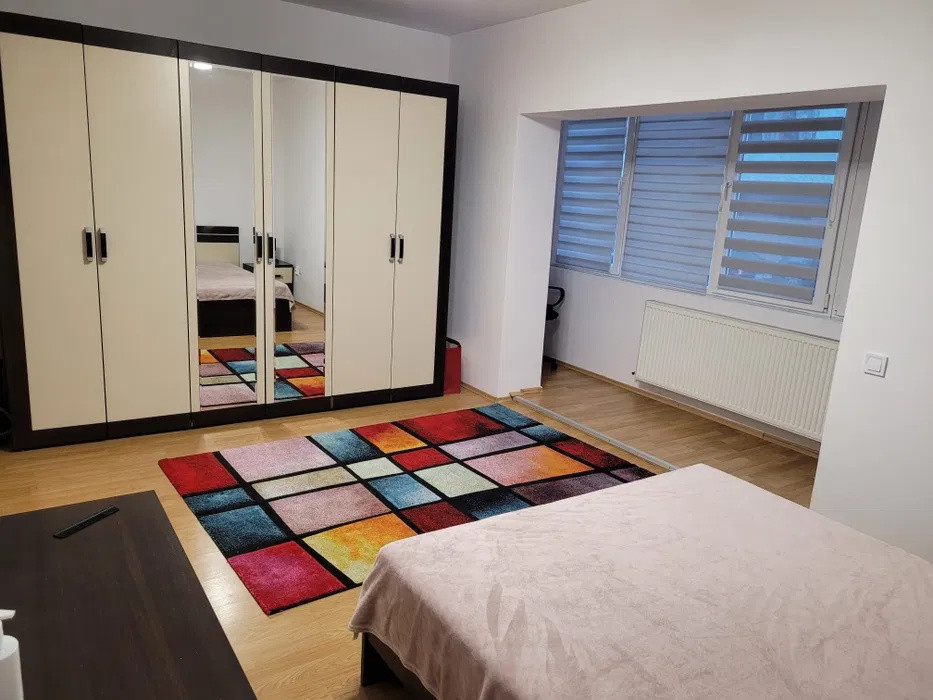 3 camere , 72 mp, parcare, zona str.Aleea Zaharia Stancu, Buna-Ziua