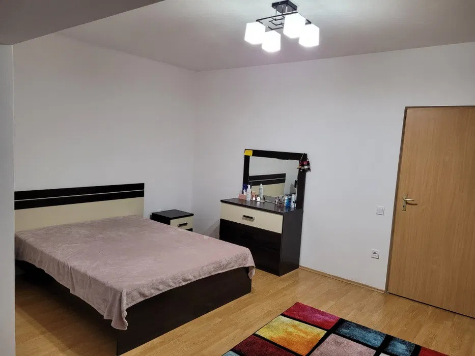 3 camere , 72 mp, parcare, zona str.Aleea Zaharia Stancu, Buna-Ziua