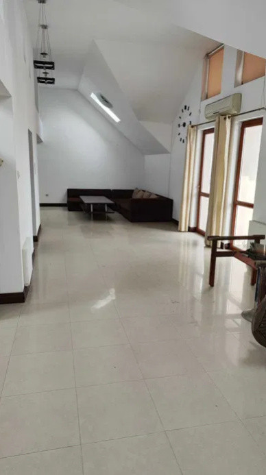 4 camere, 200 mp, 3 terase, zona str.Buna Ziua , Buna-Ziua