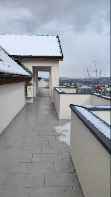4 camere, 200 mp, 3 terase, zona str.Buna Ziua , Buna-Ziua