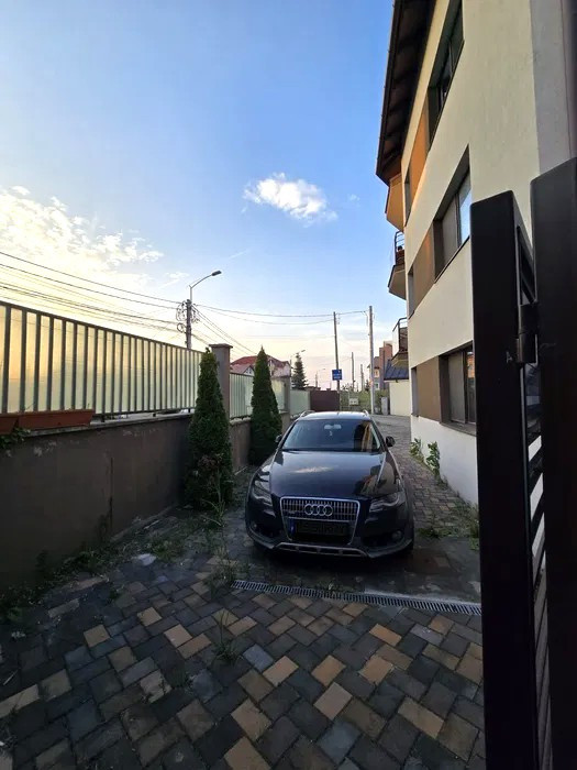 3 camere ,70 mp, Curte, Parcari, Pet Friendly terasa, Buna-Ziua
