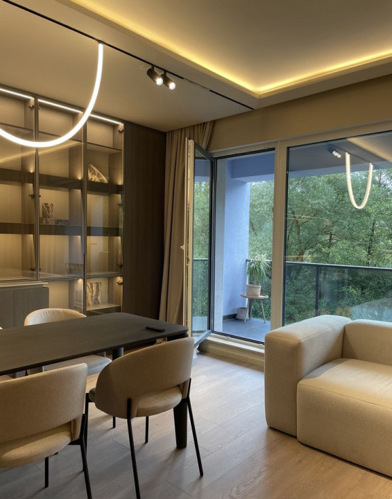 3 camere, LUX 70 mp, parcare, terasa, zona Roata, Sf. Ion , Faget
