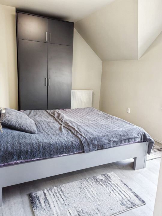 4 camere, vila, 120 mp,  terasa, curte, zona str.Maramuresului, Dambul-Rotund