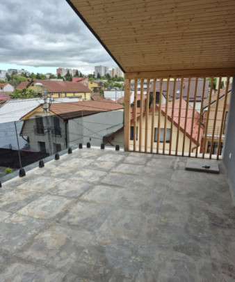 Casa/ Spatiu Birou LUX, 4 camere, parcari, zona  BT Arena, Plopilor