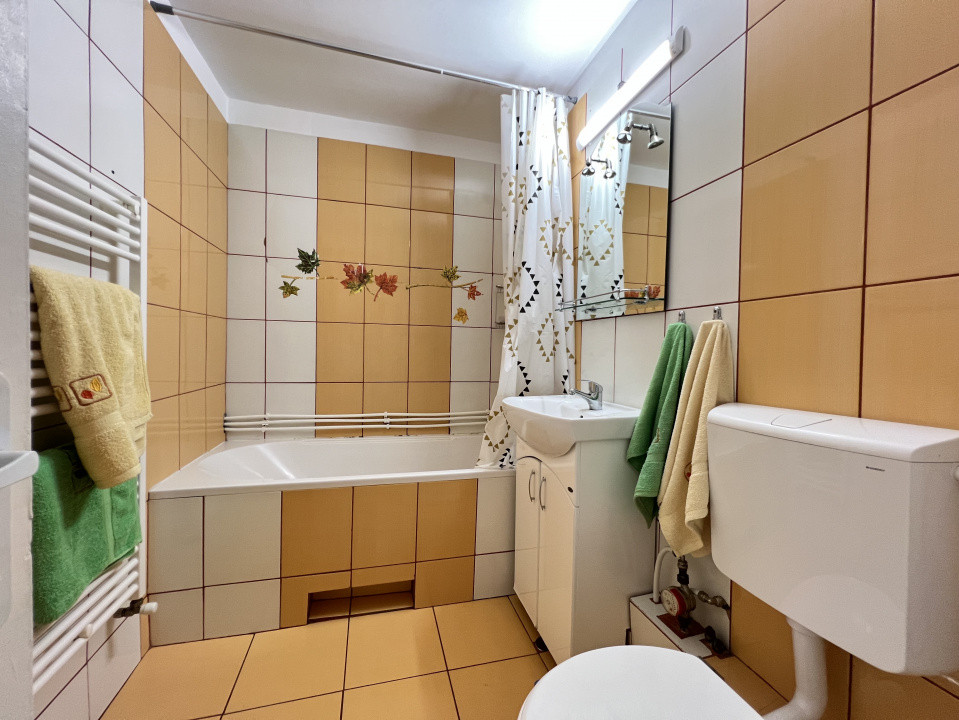 2 camere ,decomandat, 53 mp,  terasa, zona str.Tasnad, Manastur