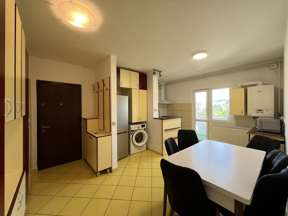 2 camere ,decomandat, 53 mp,  terasa, zona str.Tasnad, Manastur