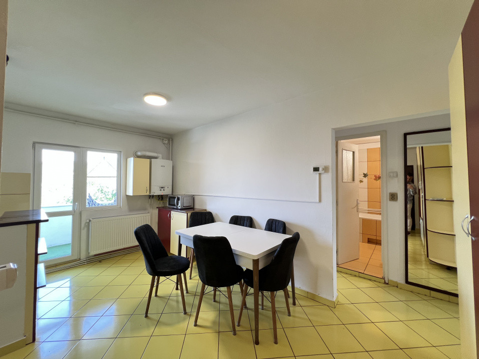 2 camere ,decomandat, 53 mp,  terasa, zona str.Tasnad, Manastur